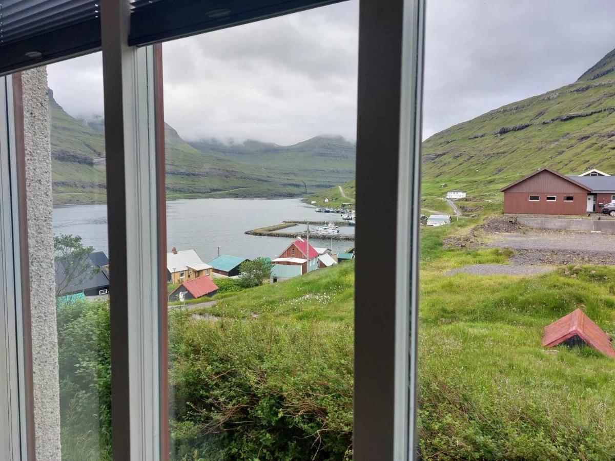 Fjord Guesthouse Funningsfjordur Bagian luar foto