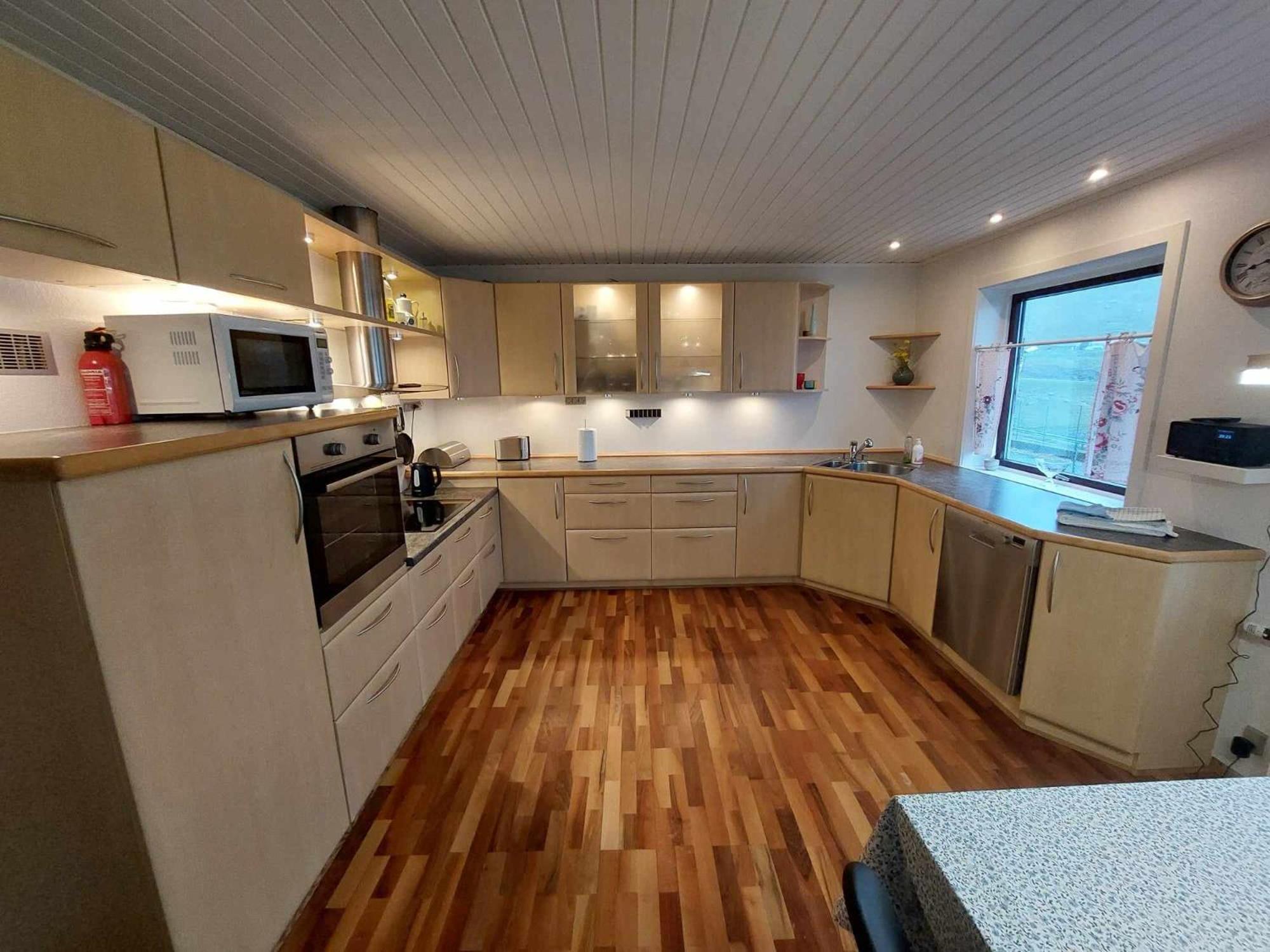 Fjord Guesthouse Funningsfjordur Bagian luar foto